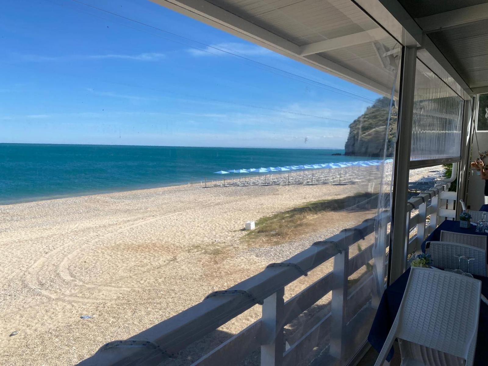 B&B Direttamente Sul Mare Da Antonino Маттината Экстерьер фото