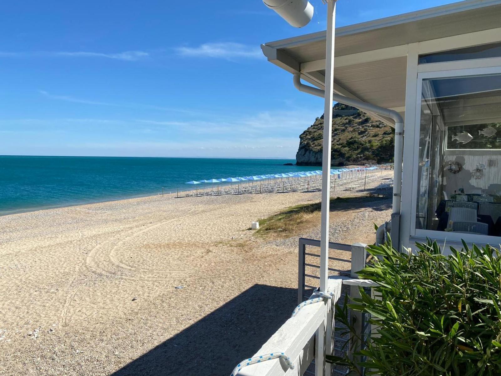 B&B Direttamente Sul Mare Da Antonino Маттината Экстерьер фото
