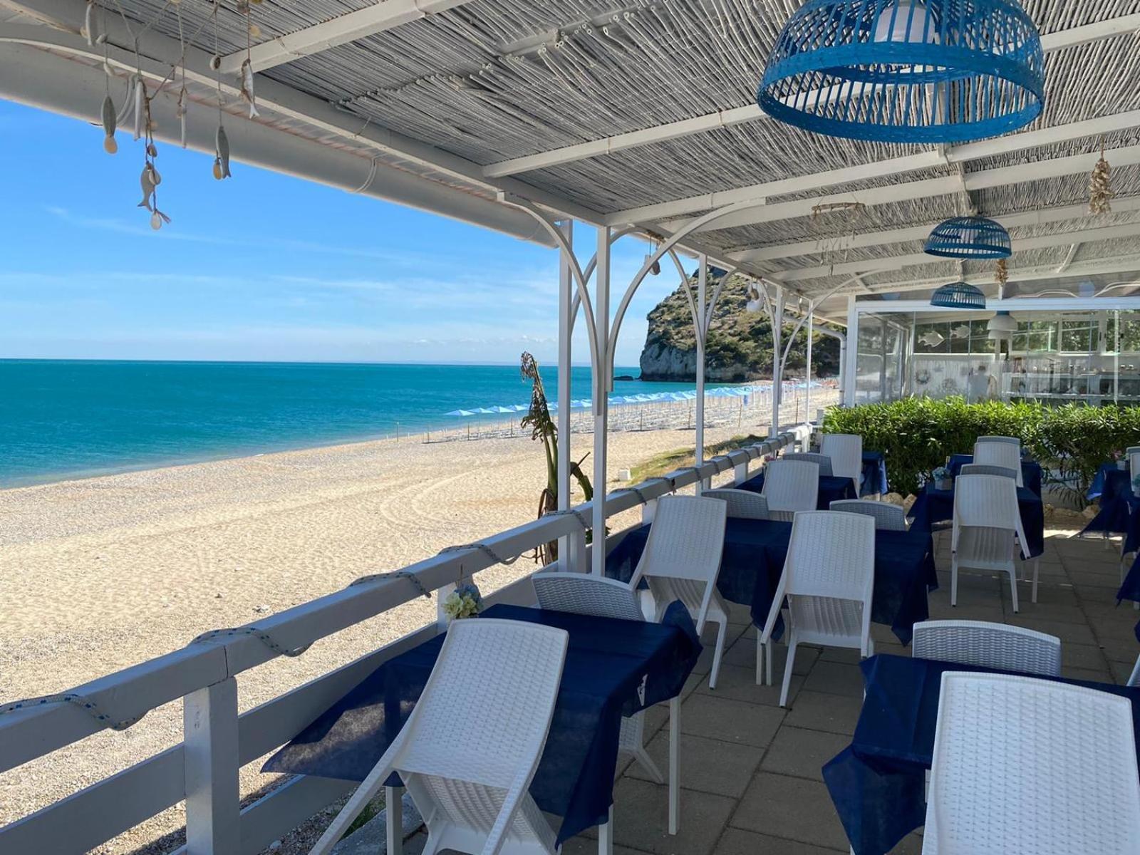 B&B Direttamente Sul Mare Da Antonino Маттината Экстерьер фото